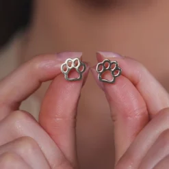 Simply Whispers Gold Paw Stud Earrings New