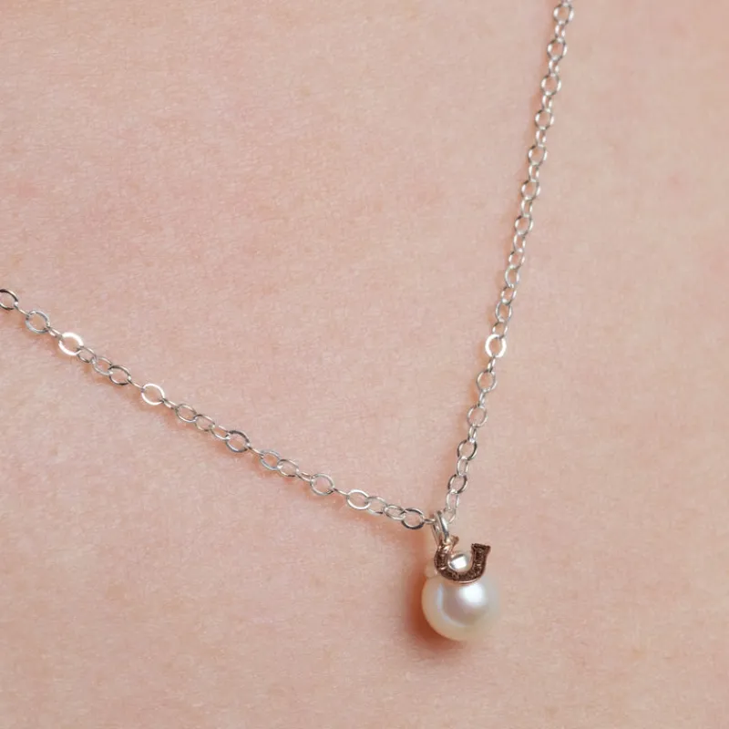 Simply Whispers Lucky Horseshoe Necklace Clearance