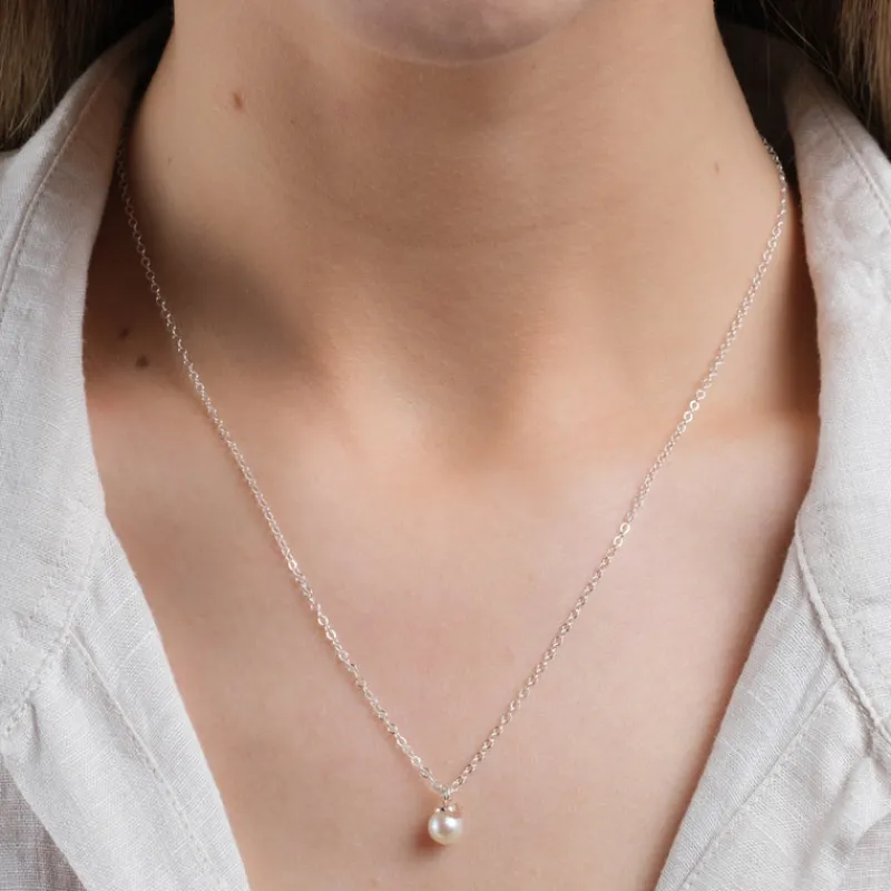 Simply Whispers Lucky Horseshoe Necklace Clearance