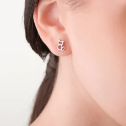 Simply Whispers Silver Cat Stud Earrings Outlet