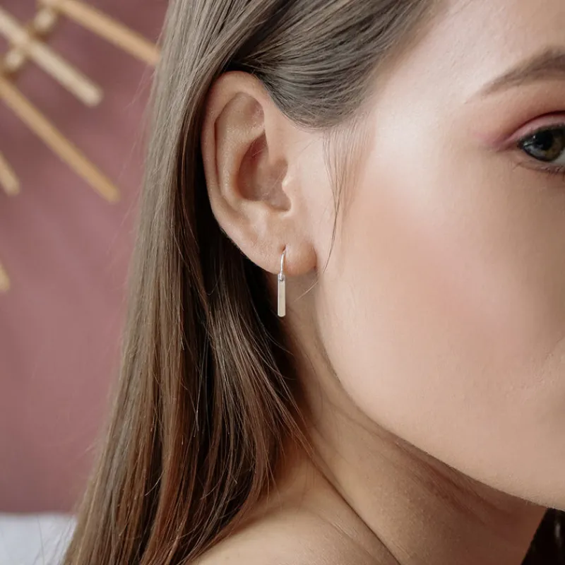 Simply Whispers 925 Sterling Silver Short Bar Earrings Discount